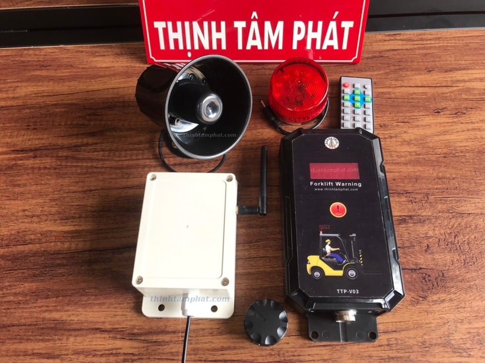 Bộ lưu trữ dữ liệu vi phạm tốc độ và cảnh báo an toàn xe nâng